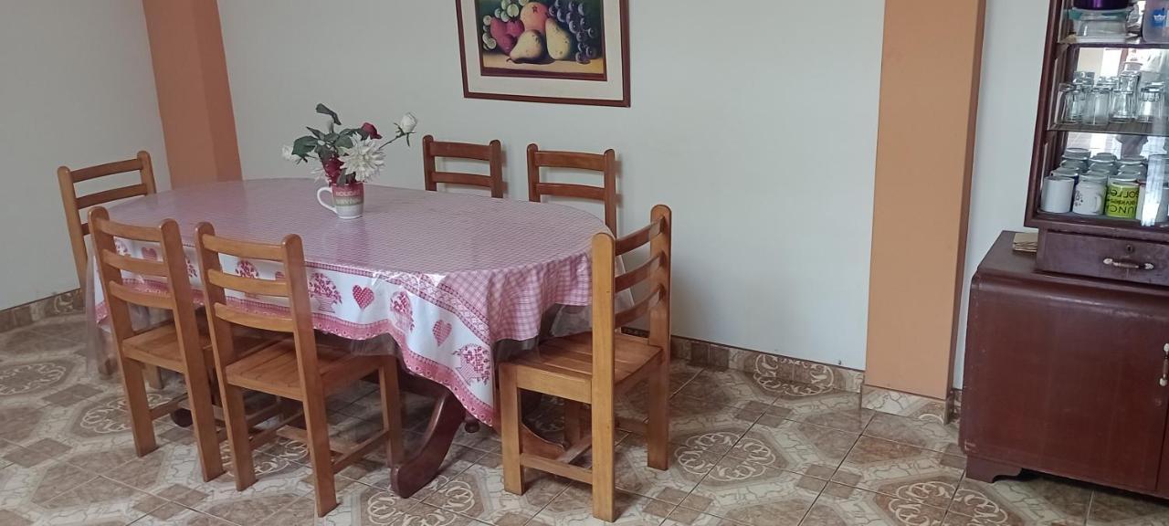 Travelers' House Casa Hospedaje Хуанчако Екстериор снимка
